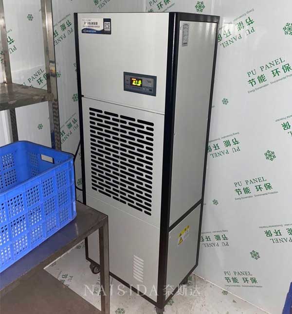 苏州工业除湿机浅谈为什么工业用除湿机会出现漏水？.jpg